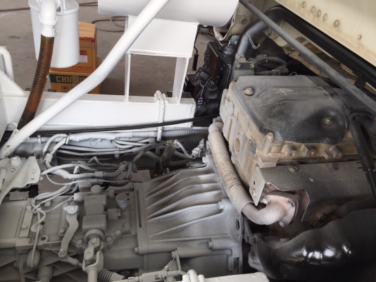 ขออนุญาติขายรถโม่ปูน  MITS UBISHI FOSO  ปี  56  150  แรงโม่คิวพร้อมใช้พร้อมโอน ราคา 990000สนใจติดต่อ  0853224877-0988930465