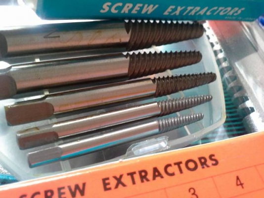 ขายประแจเลื่อนทาปาเรียขนาด10"รุ่นเก่าแฟ็คสีฟ้าสลับปากจับแป็ปน้ำได้หายากเหล็กเหนียว TAPARIA Made in India.