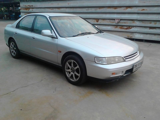 ขาย HONDA ACCORD 2.2 ปี1996 แม็ก 16 สภาพ เกินราคาคับคันนี้ . ไฟฟ้าทั้งคัน เเอร์ฉำ่. ช่วงล่างดีมาก. สีสวย. สุดประหยัด สนใจราคาคุยได้คับ 087_6835269. เล่มพร้อมคับ
