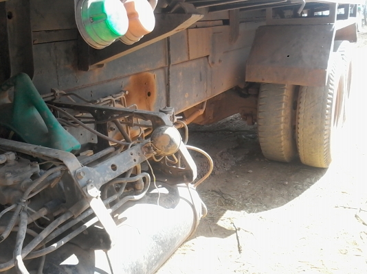 ขาย ISUZU 10ล้อดั้ม นางฟ้า 240 แม่เดี่ยว สภาพพร้อมใช้งาน วางเครื่อง 270 มีระบบลากลูก คัชชีสวย ยางพอใช้ เอกสารเล่มทะเบียน พร้อมโอน