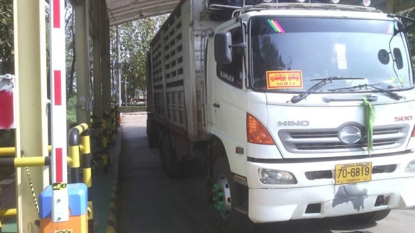 ขายรถพ่วงHINO 344 ซีรี่500 รถสวยพร้อมใช้งาน เอกสารพร้อมโอน สนใจโทร 090-8588220คุณนะ 093-3258446คุณบิว หรือเข้าดูสินค้าอื่นๆได้ที่ www.truck.in.th/498 หรือเพจFacebook ณรงค์ ซื้อขายรถมือสอง (เว็บไซต์ส่วนตัว) หรือFacebook คุณนะ รถบรรทุก ขายรถพ่วงHINO 344 ซีรี่500 รถสวยพร้อมใช้งาน เอกสารพร้อมโอน สนใจโทร 090-8588220คุณนะ 093-3258446คุณบิว หรือเข้าดูสินค้าอื่นๆได้ที่ www.truck.in.th/498 หรือเพจFacebook ณรงค์ ซื้อขายรถมือสอง (เว็บไซต์ส่วนตัว) หรือFacebook คุณนะ รถบรรทุก