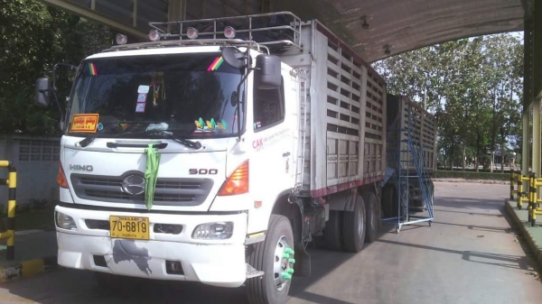 ขายรถพ่วงHINO 344 ซีรี่500 รถสวยพร้อมใช้งาน เอกสารพร้อมโอน สนใจโทร 090-8588220คุณนะ 093-3258446คุณบิว หรือเข้าดูสินค้าอื่นๆได้ที่ www.truck.in.th/498 หรือเพจFacebook ณรงค์ ซื้อขายรถมือสอง (เว็บไซต์ส่วนตัว) หรือFacebook คุณนะ รถบรรทุก