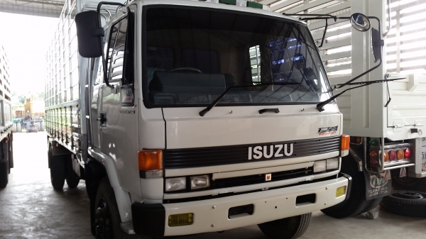 ขายรถบรรทุก 6 ล้อ