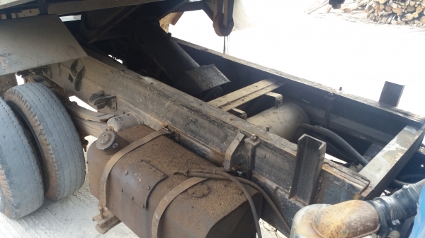 รถดัมพ์หกล้อ isuzu รถดัมพ์หกล้อ isuzu