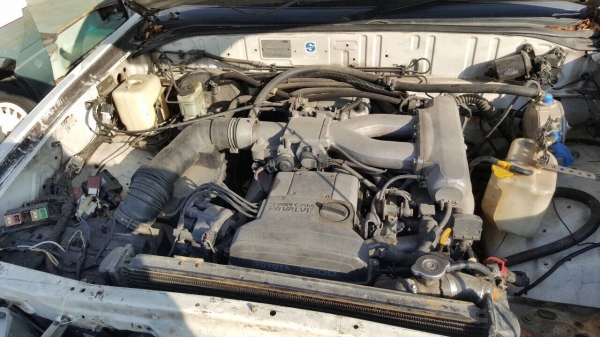 ขายรถกระบะฟอร์ดพร้อมใช้งานเครื่องเบนซินติดแก็สเอกสารครบพร้อมโอน