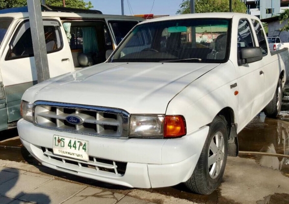 ขายรถกระบะฟอร์ดพร้อมใช้งานเครื่องเบนซินติดแก็สเอกสารครบพร้อมโอน