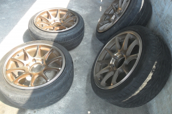 ล้อแม็ก18นิ้ว6รู พร้อมยาง สวยๆ 4 ล้อ ราคา 10700 บาท ล้อแม็ก18นิ้ว6รู พร้อมยาง สวยๆ 4 ล้อ ราคา 10700 บาท