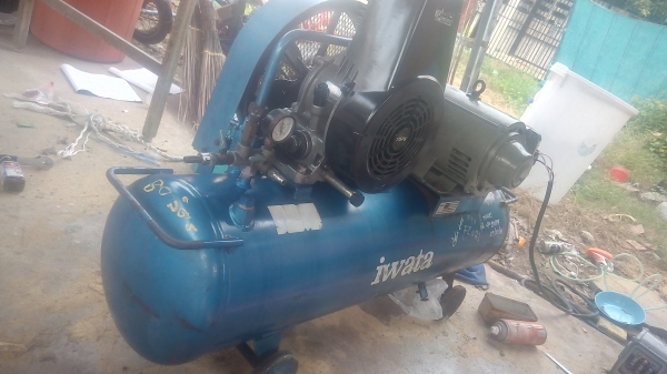 ปั้มลม aiwata 3 แรง 80 ลิตร ไฟบ้าน