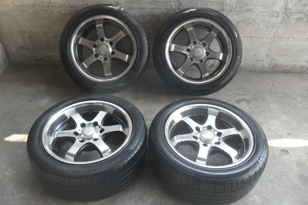 ล้อแม็ก17นิ้ว6รู พร้อมยาง สวยๆ 4 ล้อ ราคา 8900 บาท