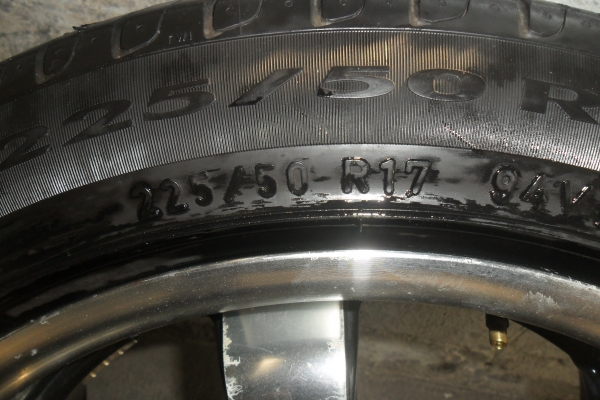 ล้อแม็ก17นิ้ว6รู พร้อมยาง สวยๆ 4 ล้อ ราคา 8900 บาท ล้อแม็ก17นิ้ว6รู พร้อมยาง สวยๆ 4 ล้อ ราคา 8900 บาท