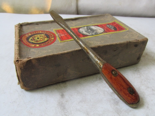 ขายไขควงแบนด้ามไม้งานเก่ายุโรป