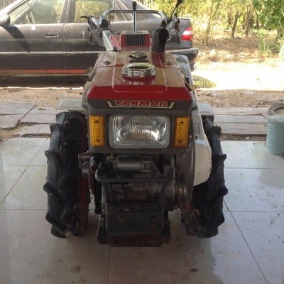 รถไถเดินตาม yanmar  เครื่องดีเซล 7 แรงม้า รุ่น NFAD7-L 5 เกียร์ ถอยหลัง 3 ระดับ สตาร์ทมือ พรวนดินได้โรตารี่ ขายพร้อม ผานพลิกดิน ผานยกร่อง ราคา 42000