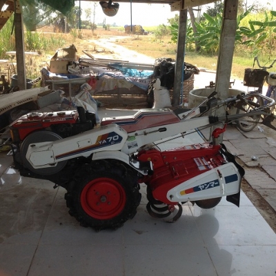 รถไถเดินตาม yanmar  เครื่องดีเซล 7 แรงม้า รุ่น NFAD7-L 5 เกียร์ ถอยหลัง 3 ระดับ สตาร์ทมือ พรวนดินได้โรตารี่ ขายพร้อม ผานพลิกดิน ผานยกร่อง ราคา 42000