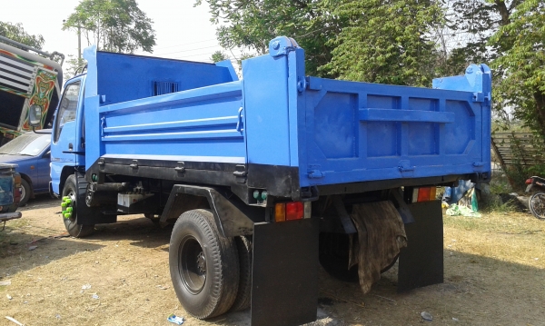 ขาย 6 ล้อ120 4HF1 ดั้มสวยพร้อมใช้งาน ขาย 6 ล้อ120 4HF1 ดั้มสวยพร้อมใช้งาน