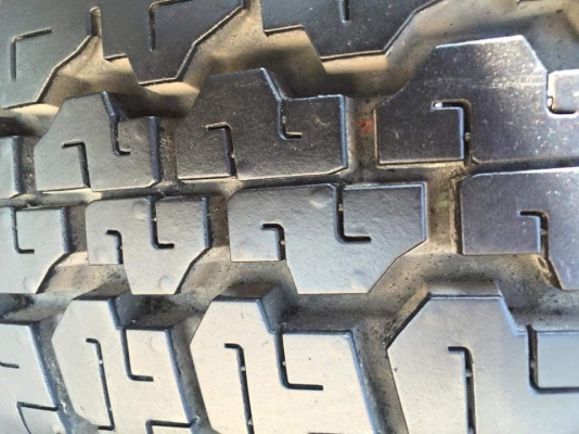 ขายล้อแม็กออนิวบูลเพาเวอร์1.9 ถอดป้ายแดงขอบ16 4ล้อ ราคา 18,000บาท