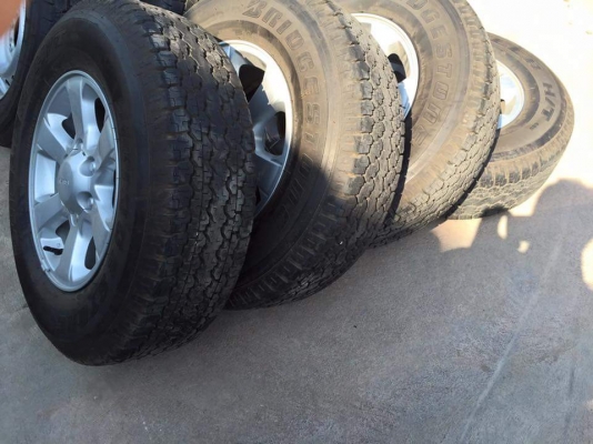 ขายล้อแม็กออนิวบูลเพาเวอร์1.9 ถอดป้ายแดงขอบ16 4ล้อ ราคา 18,000บาท