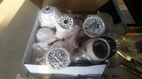 กล้องวงจรปิดครบชุด 8  ตัว