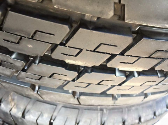 ขายยางดันลอป ปี14 4ล้อ ราคา 5,500 บาท ขายยางดันลอป ปี14 4ล้อ ราคา 5,500 บาท