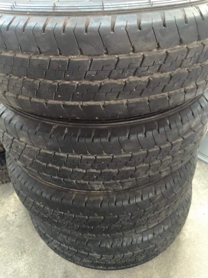 ขายยางดันลอป ปี14 4ล้อ ราคา 5,500 บาท