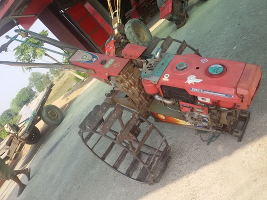 ขายเครื่องคูโบต้ากับตัวรถสยามคูโบต้าเดินหน้า3เกียร์ถอยหลัง1เกียร์ ขายใน  ราคา36500บาท รถอยู่วังบัว คลองขลุง กำแพงเพชร    สนใจสอบุถามได้ที่081 3655997 อำพร  พาเจริญ  ราคาต่อรองได้อีกนะครับ