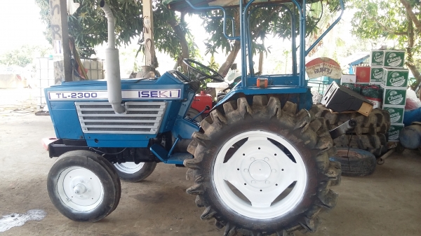 จัดส่งพี่ อ.หล่มสัก จ.เพชรบูรณ์ครับขายรถไถ ISEKI TL2300 พร้อมโรตารี่1ตัว พร้อมใช้