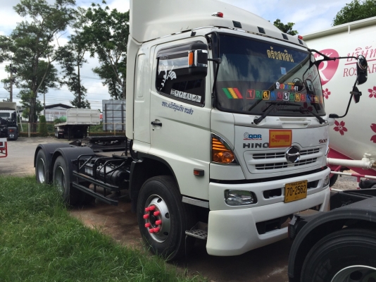 ขายดาวน์ครับ หัวลากฮีโน. 380. ปี58.  ขายดาว. 400,000.- ผ่อนเดือนละ. 72500 คงเหลือ.  35งวด เปลียน. สัญญา. ใด้  รถอยู่หาดใหญ่