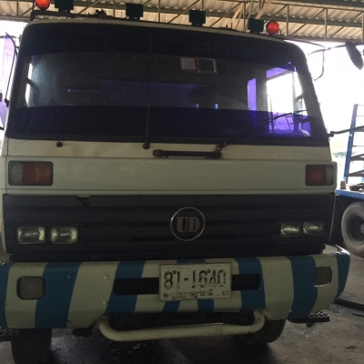 ขายรถโม้ปูน นิสัน. ยูดี. 430.  250แรง  โม้.  แอวที. 6 คิว ดูรถได้ที.  หาดไหญ่ รถพร้อมไช้งาน