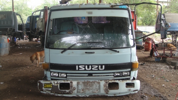 คุณพิเชษ นราธิวาส จองแล้ว หัว ROCKY สีเดิมบางป๊อง สวยเดิม ขาหน้า-หลัง กันชน คันเกียร์ กรองหลังเก๋ง ของครบ สวย ถูก