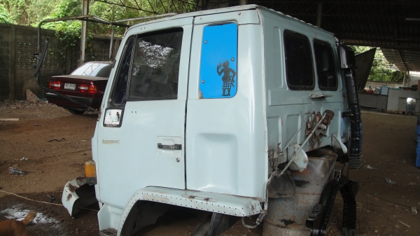 คุณพิเชษ นราธิวาส จองแล้ว หัว ROCKY สีเดิมบางป๊อง สวยเดิม ขาหน้า-หลัง กันชน คันเกียร์ กรองหลังเก๋ง ของครบ สวย ถูก