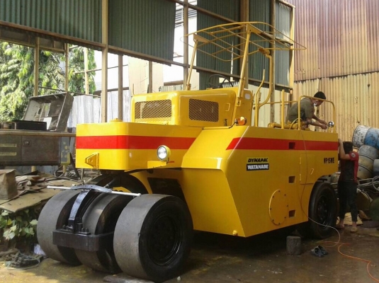 ขายด่วนรถบดล้อยาง7ล้อWATANABE WP15WE ตรวจเช็คพร้อมใช้งาน ขายด่วนรถบดล้อยาง7ล้อWATANABE WP15WE ตรวจเช็คพร้อมใช้งาน