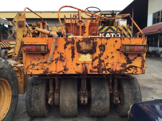 ขายด่วนรถบดล้อยาง7ล้อWATANABE WP15WE ตรวจเช็คพร้อมใช้งาน ขายด่วนรถบดล้อยาง7ล้อWATANABE WP15WE ตรวจเช็คพร้อมใช้งาน