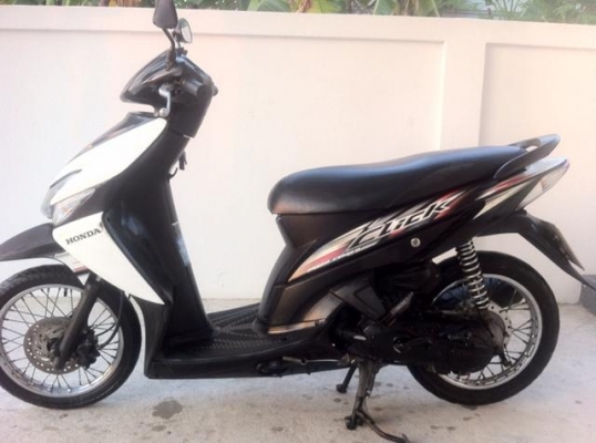 Honda Click 110 สีขาว เดิมๆ เครื่องดี