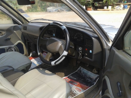 ขายรถไมตี้เอ็กโปร่งหน้าหลังแท้ ปี96 เครื่อง2L2500 พร้อมใช้ราคาถูกๆ ขายรถไมตี้เอ็กโปร่งหน้าหลังแท้ ปี96 เครื่อง2L2500 พร้อมใช้ราคาถูกๆ