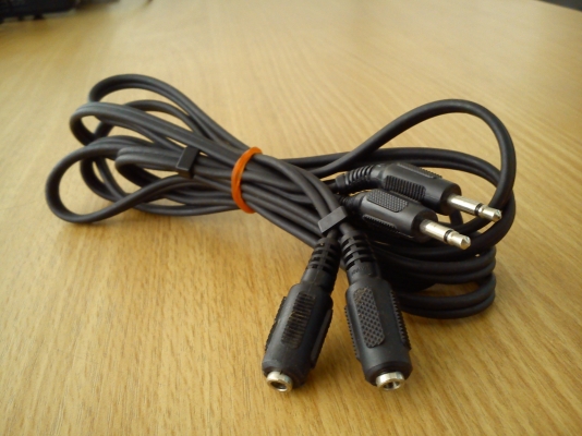 สายสัญญาณเสียงจากญี่ปุ่นแบบแจ๊คคู่ สายสัญญาณเสียงจากญี่ปุ่นแบบแจ๊คคู่