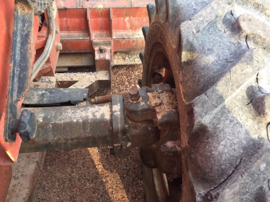 ขายรถไถ2เพลา KUBOTA M7040DT เครี่อง 70แรงม้า ปี51 สนใจโทร 081-970-1072
