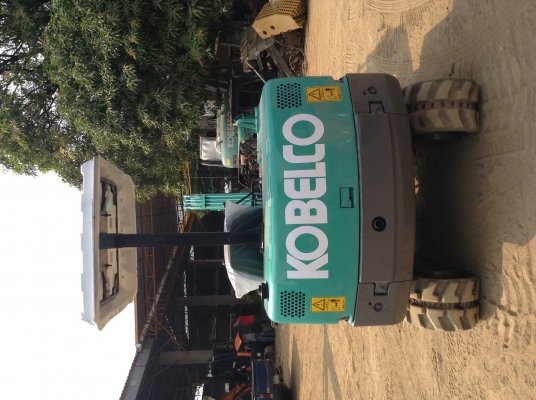 ขายรถขุดแบคโฮ KOBELCO SK024 ขนาดPc25   (มีลายหัวกระแทก) เครื่องแน่น ระบบไว (แทรคยางดี 100\%) รถพร้อมใช้งาน เอกสารใบอินวอยครบ