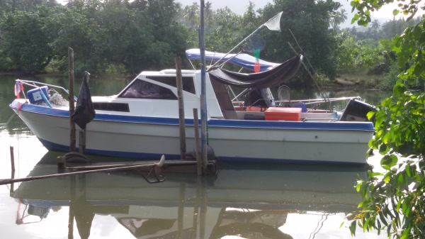 ขายเรือตกปลาไฟเบอร์