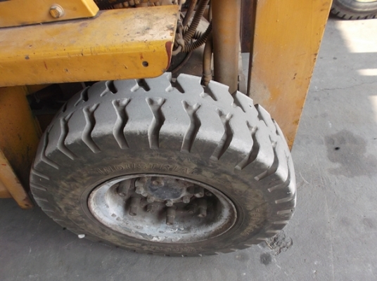 ขายโฟล์คลิฟท์  โคมัทสุ  FG25L เสาสูง3เมตร มีHing งากระดก ติดแก๊ส