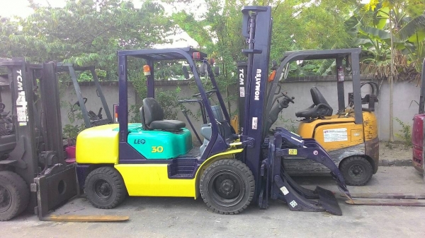 KOMATSU FD 30