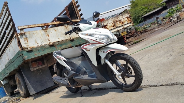 Click 125i 2013 Idlingstop ล้อแมค สวยๆ พร้อมใช้ ราคาคุยกันได้ครับ Click 125i 2013 Idlingstop ล้อแมค สวยๆ พร้อมใช้ ราคาคุยกันได้ครับ