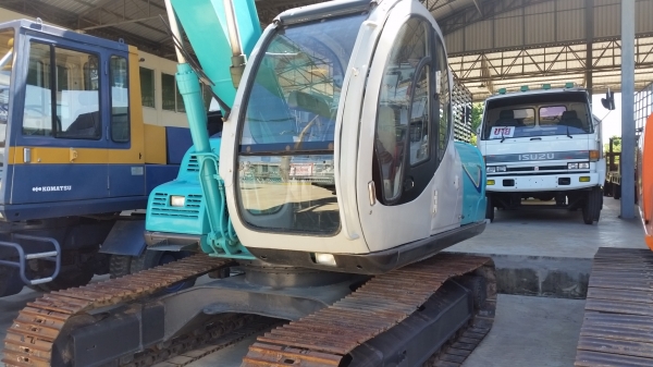 ขายเครื่องจักรกลการหนัก