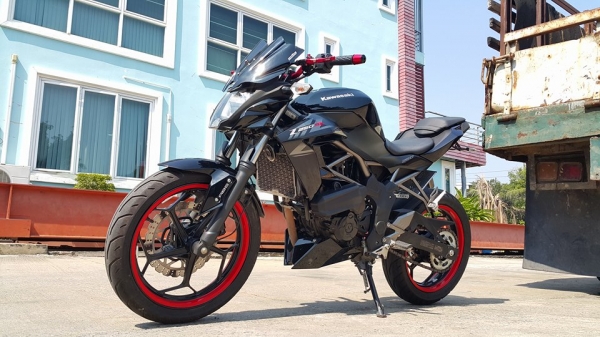 Z250sl 2015 ใหม่มากๆ 4000 กิโลเท่านั้น ประกันครบ ราคาไม่แพง คุยราคาได้ครับ Z250sl 2015 ใหม่มากๆ 4000 กิโลเท่านั้น ประกันครบ ราคาไม่แพง คุยราคาได้ครับ