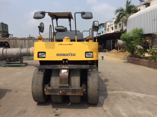รถบด 9 ล้อยาง Komatsu JW200 รุ่นใหม่ สภาพสวย พร้อมใใช้งาน ชม.การทำงาน 3000 ชม.