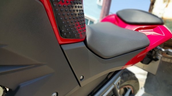 z250 2014 สวยกริ๊บไร้ที่ติจริงๆ วิ่ง 8000 กิโล ราคาไม่แพง รถดีมากๆ ต่อรองได้ z250 2014 สวยกริ๊บไร้ที่ติจริงๆ วิ่ง 8000 กิโล ราคาไม่แพง รถดีมากๆ ต่อรองได้