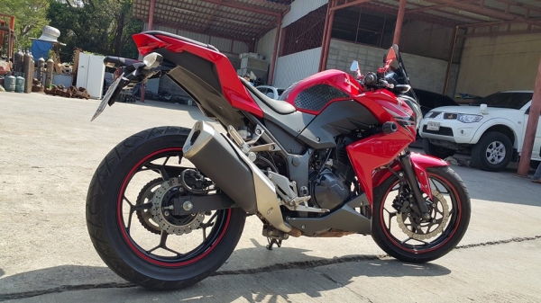 z250 2014 สวยกริ๊บไร้ที่ติจริงๆ วิ่ง 8000 กิโล ราคาไม่แพง รถดีมากๆ ต่อรองได้ z250 2014 สวยกริ๊บไร้ที่ติจริงๆ วิ่ง 8000 กิโล ราคาไม่แพง รถดีมากๆ ต่อรองได้