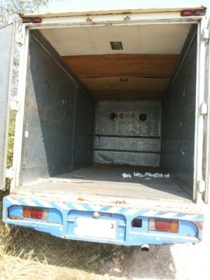 รถบรรทุก 6 ล้อ ISUZU ปี 48 ตู้แห้ง 8บาน เครื่อง 130 แรง 485,000.   รถอยู่สระบุรี