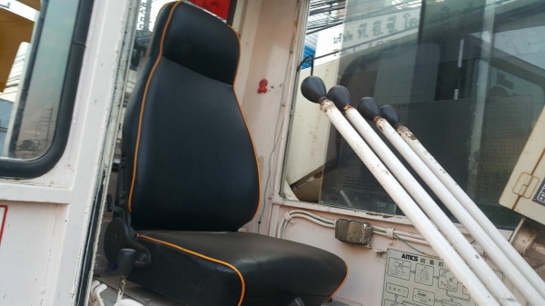 6 ล้อติดเครน 7 ตัน บูมยาว 20 เมตร พร้อมใช้