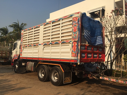 ขายรถพ่วง ISUZU DECA 360 ปลายปี 56 ดั้มเกษตร ท่อไอเสียออกข้างแล้ว สภาพเดิมๆ รถพ่วง 22ล้อ