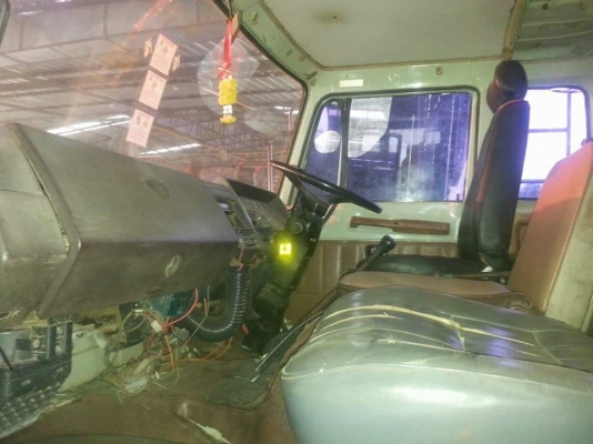 ขายรถ10ล้อ ดั้ม2เพลา เครื่อง220แรง สโลเกียร์กลาง สภาพพร้อมใช้งาน เอกสารพร้อมโอน สนใจโทร 090-8588220คุณนะ 093-3258446คุณบิว หรือเข้าดูสินค้าอื่นๆได้ที่ www.truck.in.th/498 หรือเพจFacebook ณรงค์ซื้อขายรถมือสอง (เว็บไซต์ส่วนตัว) หรือFacebook ตลาดรถมือสอง คุณ