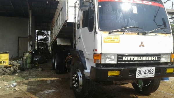 ต้องการขายด่วน  รถบรรทุก 10 ล้อ MITSUBISHI FN527 TF  220 เทอร์โบ รถเจ้าของขายเอง ราคาคุยกันได้นะคะ